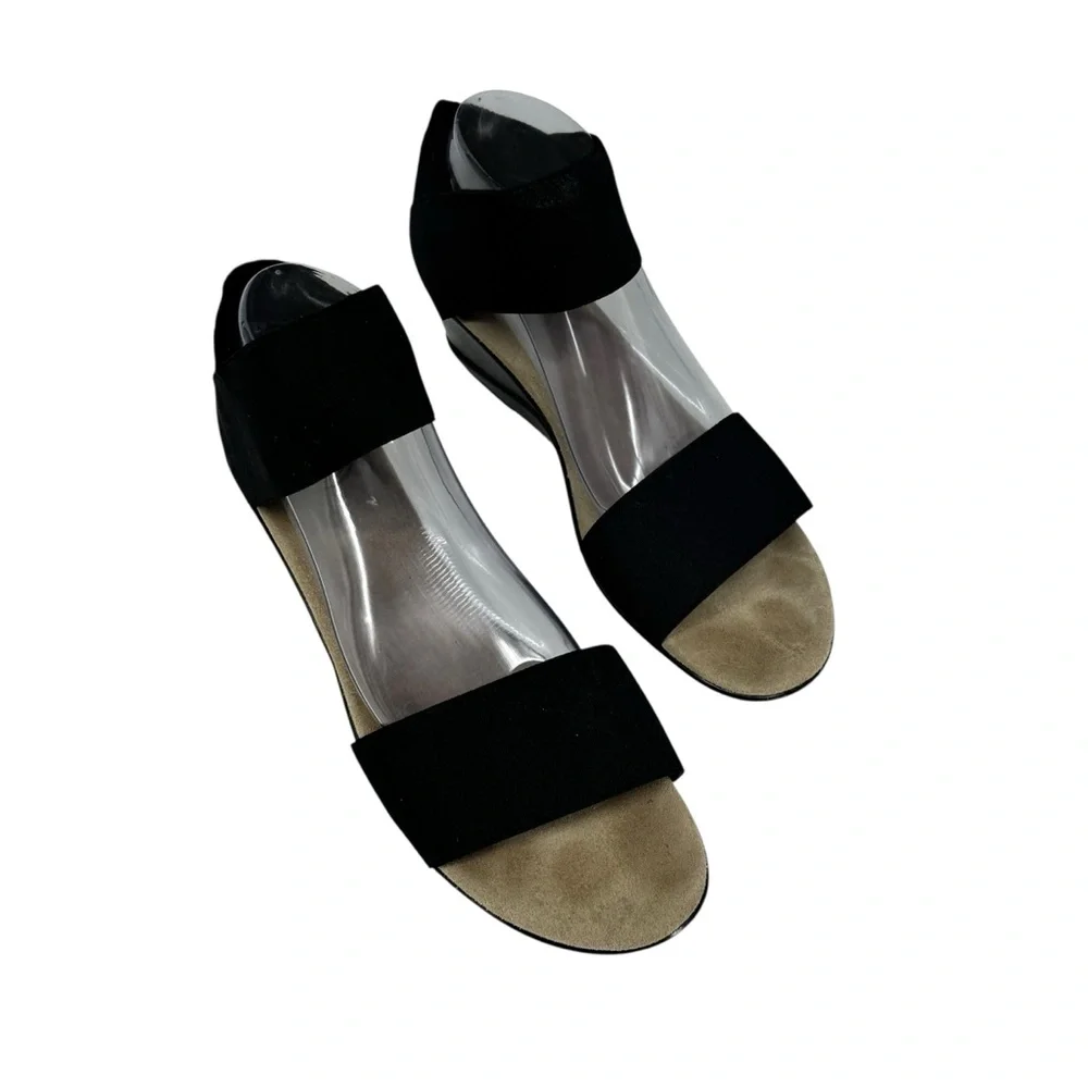 Women’s Charleston Shoe Co Size 10 Black Justice Strappy Wedge Sandals Shoes